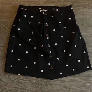 Mi Ami black and white floral embroidery mini skirt in M
